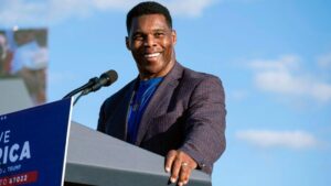 Herschel Walker is in tight U.S. Senate race. His former Cowboys teammates did not see this coming. – USA Today