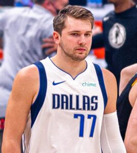 Lakers vs. Mavericks takeaways: Luka Doncic lights up former team in return to Dallas – USA Today