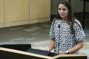 A Southlake, Texas, teacher spoke out against a new school policy. It derailed her career. – NBC News