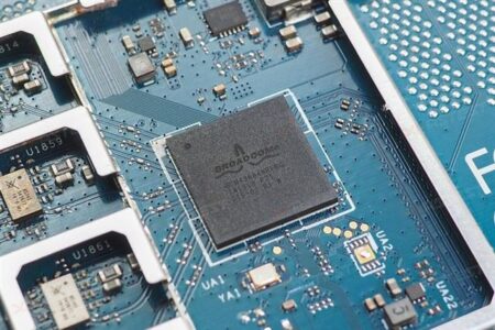 Why the chip in your iPhone may soon say ‘Made in USA’ – The Business Journals