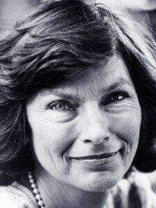 Actress Priscilla Pointer, ‘Dallas’ star and mother of Amy Irving, dies at 100 – USA Today
