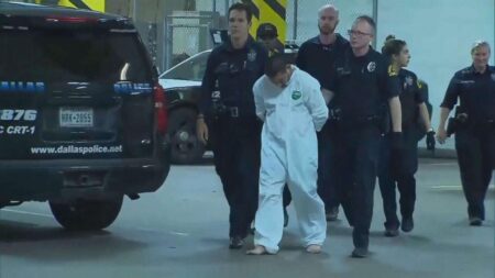 1 officer dead, 2 officers injured in Dallas shooting; suspect dead, police say – USA Today