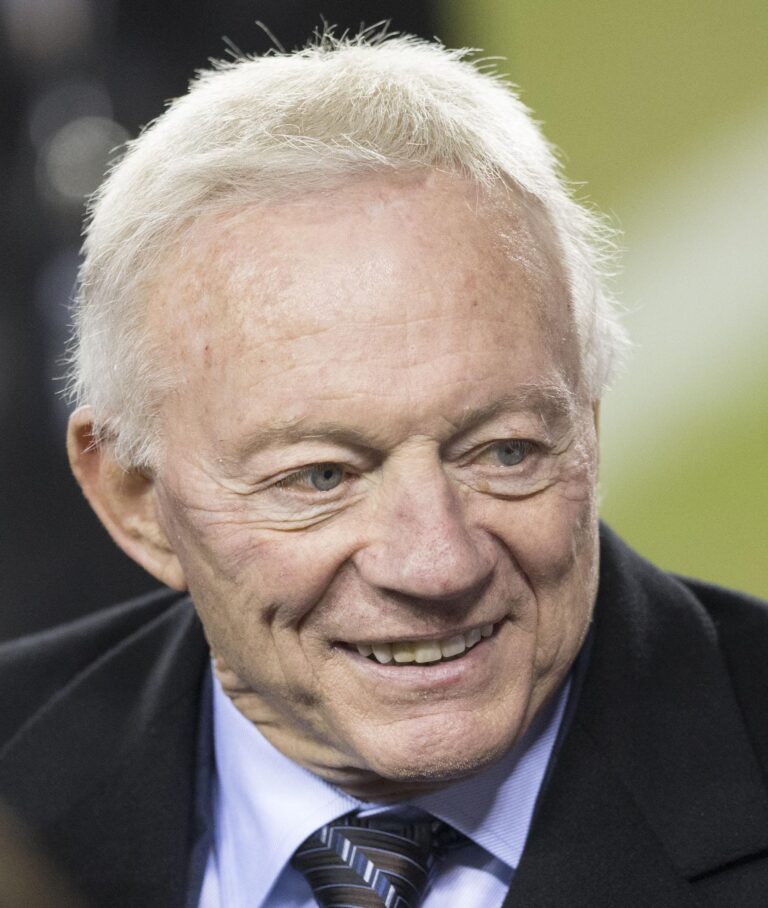 Jerry Jones lashes out at question about sun’s glare at AT&T Stadium after Cowboys’ loss – USA Today