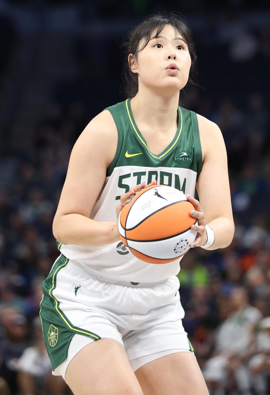 Wings Star Lauds ‘Amazing’ Li Yueru Emergence in Dallas – Sports Illustrated