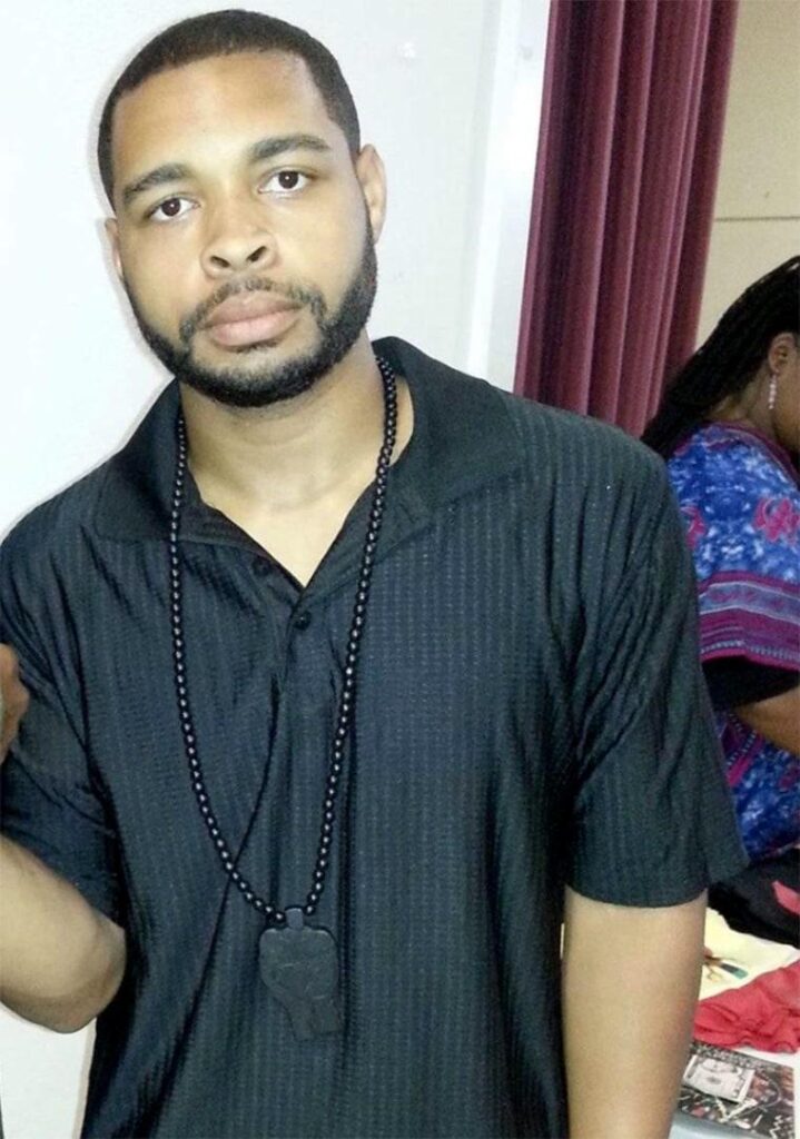 Use of police robot to kill Dallas shooting suspect believed to be first in US history – The Guardian