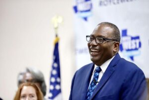 New disclosures show Texas Sen. Royce West making big bucks from government contracts – The Texas Tribune