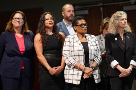 Texas Democrats plan winner-take-all fundraiser for primary opponents – USA Today