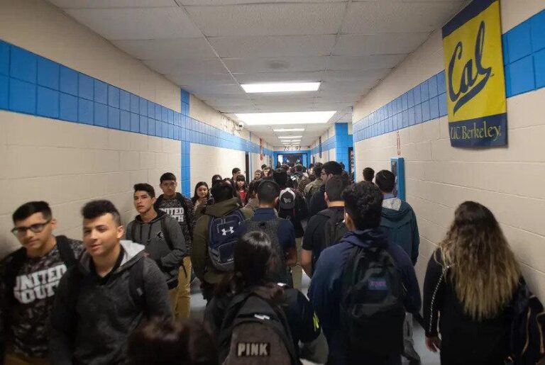 Will it be easier to kick Texas’ littlest kids out of school? Lawmakers may weaken ban – Dallas News