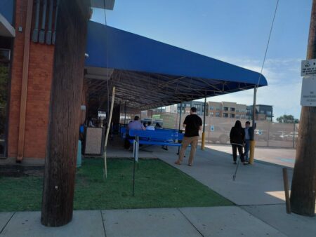 Despite fear, migrants show up for ICE appointments in Dallas and are turned away – NPR