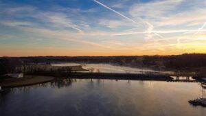 Dive Into Fun: Explore the Best Water Parks, Swimming Holes, and Aquatic Retreats in the Dallas Area Make a splash at Dallas area water parks, swimming holes and aquatic retreats – USA TODAY 10BEST