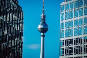 Alex Wehrley quickly rising through the ranks in the entertainment business – archive.jsonline.com