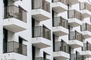 3 people killed, 5 injured in gas explosion at Dallas apartment building – NBC News
